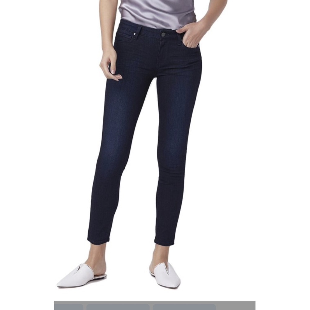 PAIGE Women’s High Rise Muse Dark Indigo High Rise Skinny Jean- Like New!
